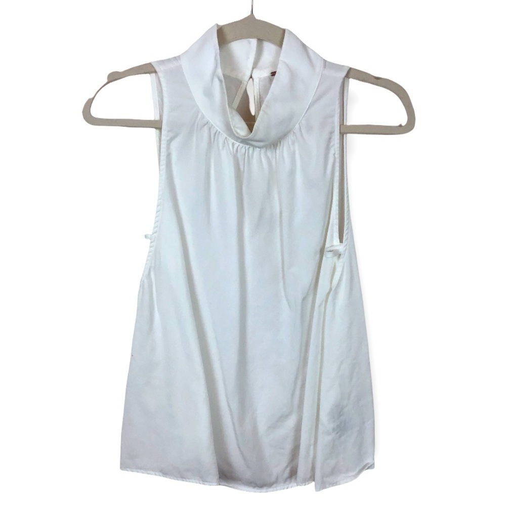 FREE PEOPLE White Turtleneck Sleeveless Blouse size Small